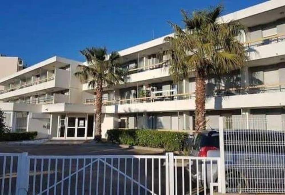 100 M De La Plage - Les Cigales De Mer - Studio Cabine - Parking Le Grau-du-Roi Exterior photo